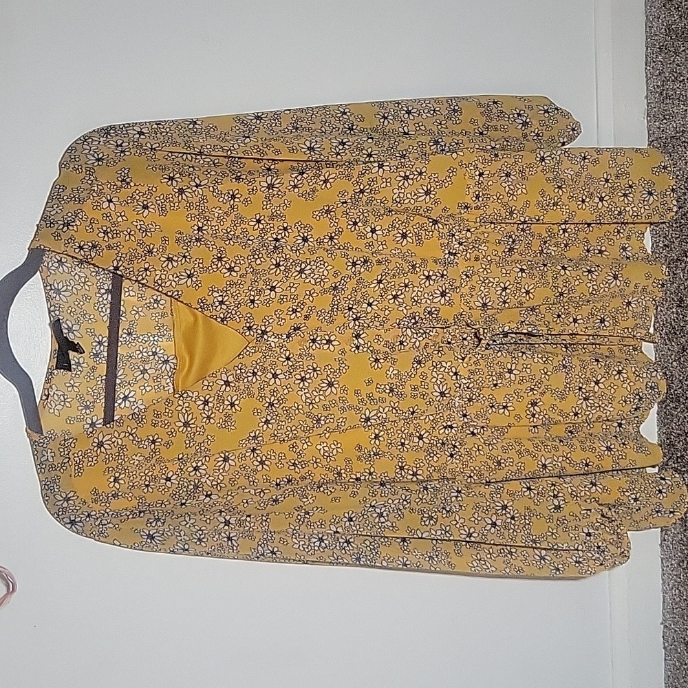 Lane Bryant Yellow Blouse With Black and White Floral Print Size 22